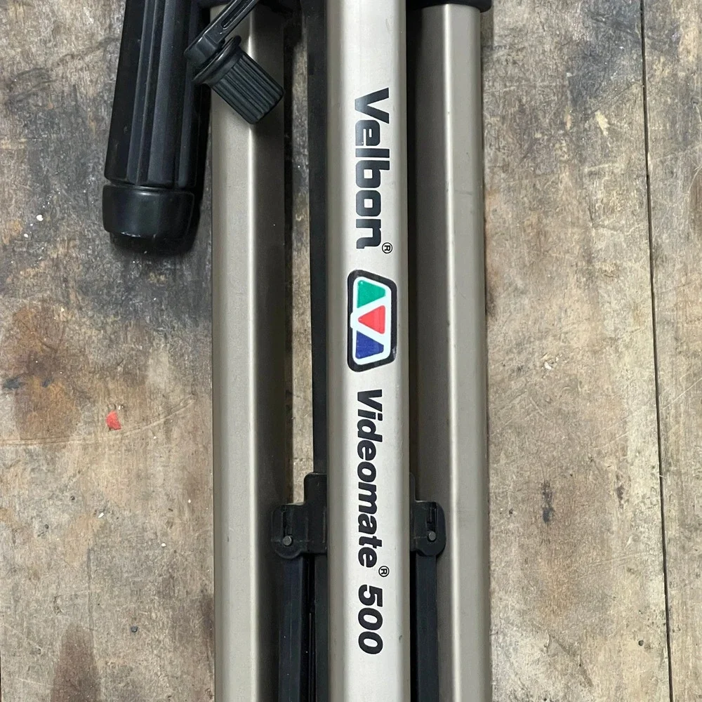 Vintage Velbon Videomate 500 Deluxe Camcorder Tripod - 2003